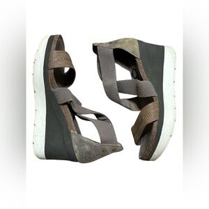 OTBT Half Moon Wedge in Cinder—Size 6.5